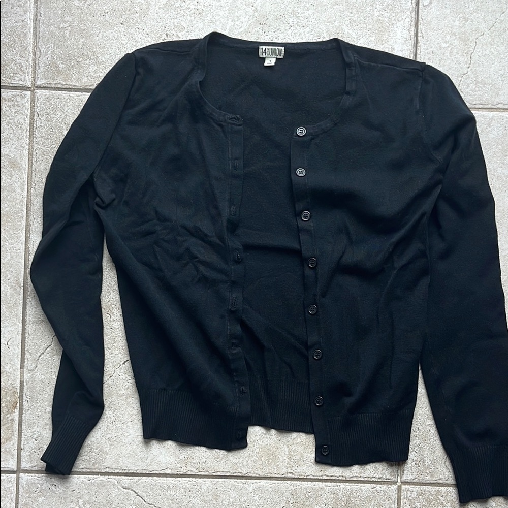 14th & Union Black Knit Top